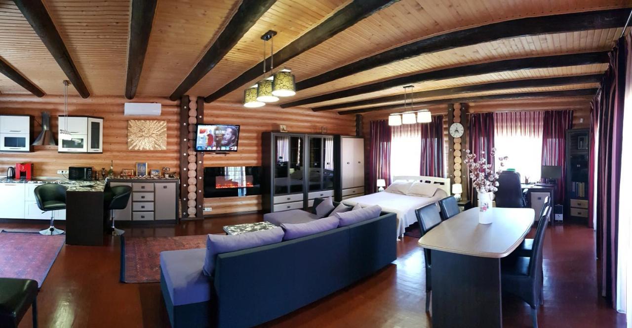 Luxury Villa With Pool And Sauna Tsjernivsi Buitenkant foto